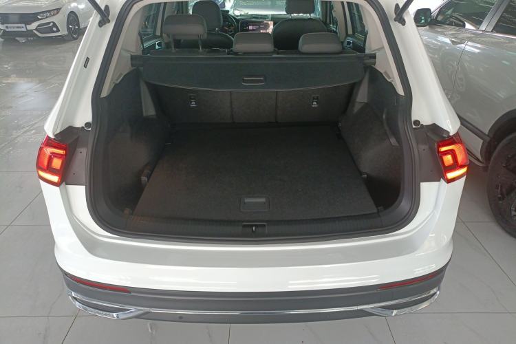 Used Volkswagen Tiguan L 2023 330TSI Automatic Two-Wheel Drive Comfort Edition Trunk