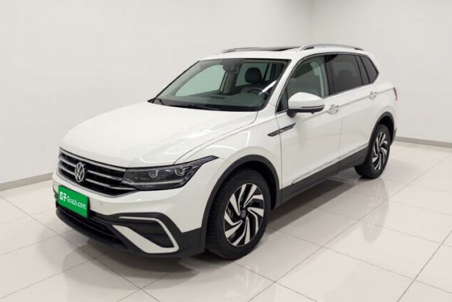 Ojetý Volkswagen Tiguan L 2023 330TSI Automatic Two-Wheel Drive Smart Edition