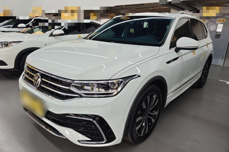Used Volkswagen Tiguan L 2023 330TSI Automatic Two-Wheel Drive R-Line Enjoyment Edition Guazi used car, China used car export, Used car for sale, Used  cars, Cheapest cars for sale