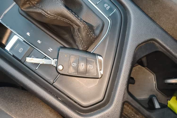 Used Volkswagen Tiguan L 2023 330TSI Automatic Two-Wheel Drive Comfort Edition Vehicle Key