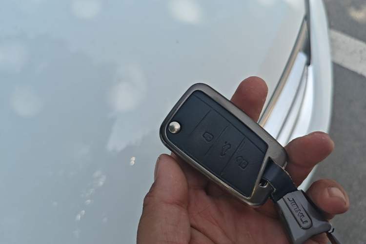Used Volkswagen Tiguan L 2023 Restyled 330TSI Automatic Two-Wheel Drive R-Line Flagship Edition Vehicle Key