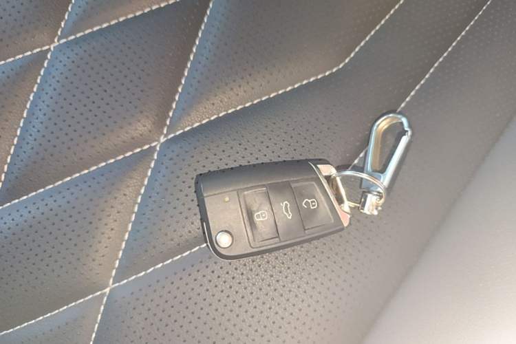 Used Volkswagen Tiguan L 2023 330TSI Automatic Two-Wheel Drive R-Line Enjoyment Edition Vehicle Key