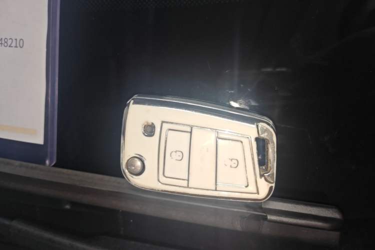 Used Volkswagen Tiguan L 2023 300TSI Automatic Two-Wheel Drive Smart Edition Vehicle Key