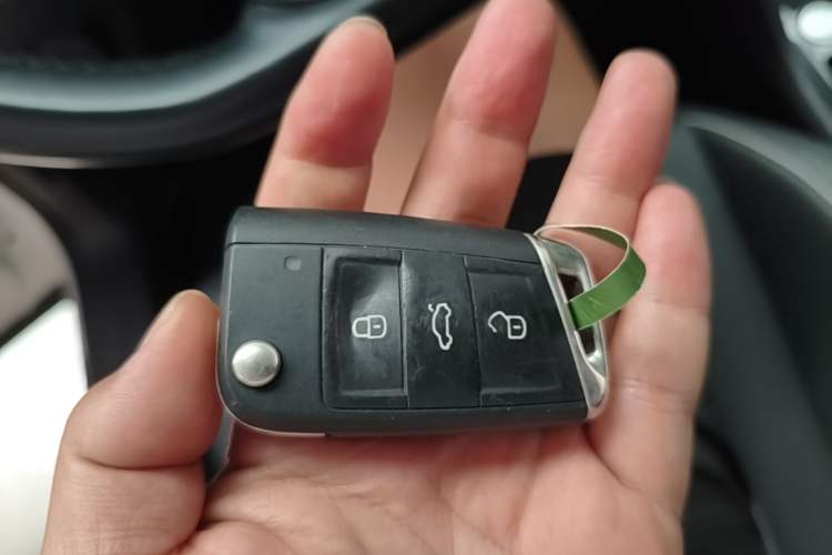 Used Volkswagen Tiguan L 2023 300TSI Automatic Two-Wheel Drive Smart Edition Vehicle Key