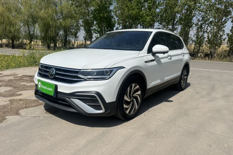 Used Volkswagen Tiguan L 2023 330TSI Automatic Two-Wheel Drive Smart Edition Guazi used car, China used car export, Used car for sale, Used  cars, Cheapest cars for sale