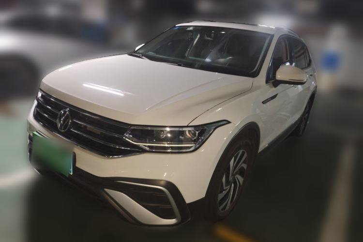Used Volkswagen Tiguan L 2023 330TSI Automatic Two-Wheel Drive Smart Edition Guazi used car, China used car export, Used car for sale, Used Volkswagen cars, Cheapest cars for sale