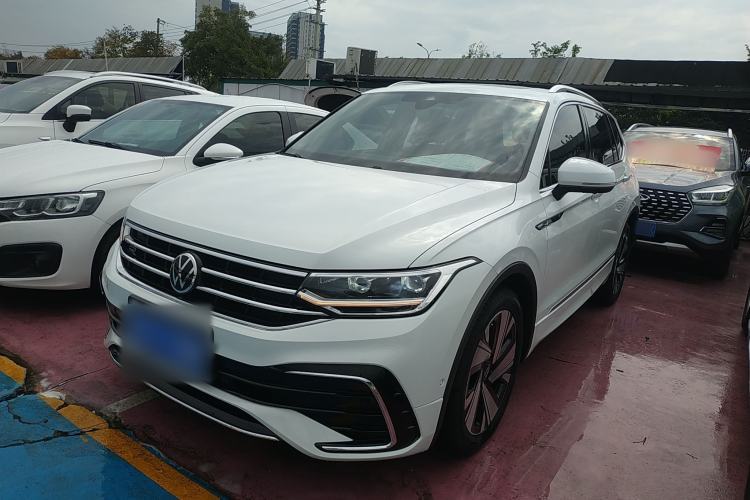 Used Volkswagen Tiguan L 2023 Restyled 330TSI Automatic Two-Wheel Drive R-Line Enhanced Comfort Version Guazi used car, China used car export, Used car for sale, Used cars, Cheapest cars for sale