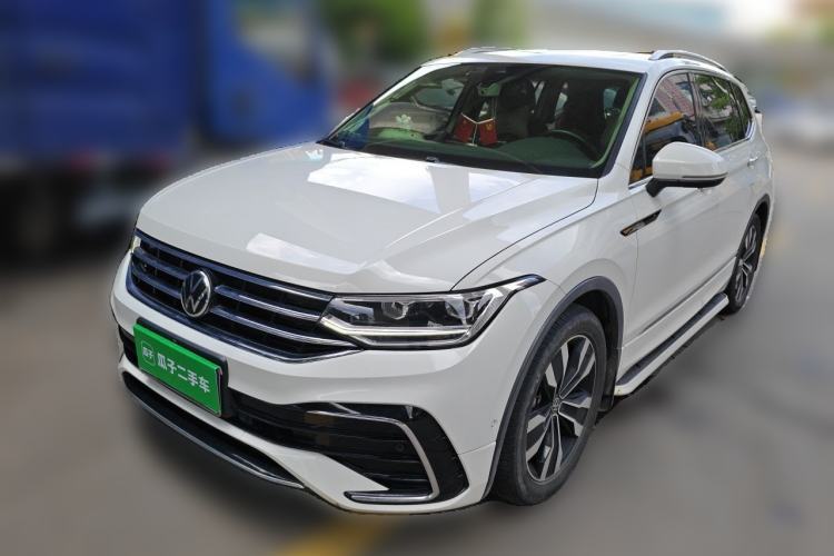 Used Volkswagen Tiguan L 2023 330TSI Automatic Two-Wheel Drive R-Line Enjoyment Edition Guazi used car, China used car export, Used car for sale, Used  cars, Cheapest cars for sale