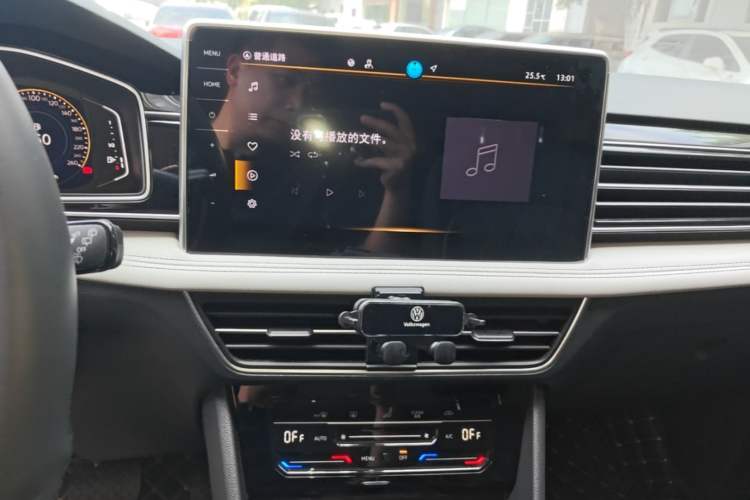 Used Volkswagen Tiguan L 2024 300TSI Automatic Two-Wheel Drive Smart Edition Audio And AC Panel