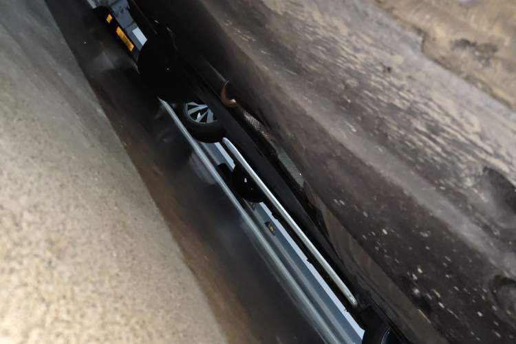Used Volkswagen Tiguan L 2024 300TSI Automatic Two-Wheel Drive Smart Edition Chassis Front Right