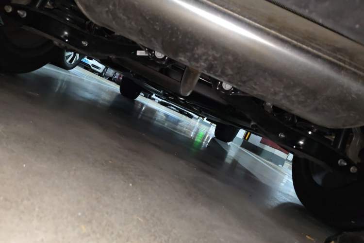Used Volkswagen Tiguan L 2024 300TSI Automatic Two-Wheel Drive Smart Edition Chassis Rear
