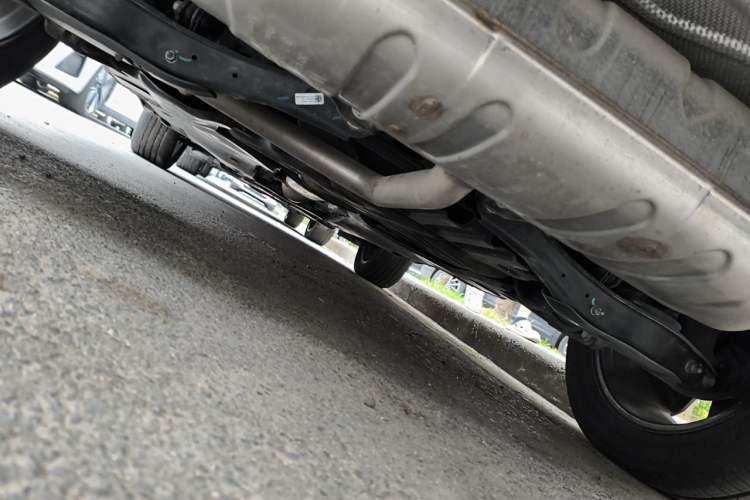 Used Volkswagen Tiguan L 2024 330TSI Automatic Two-Wheel Drive R-Line Enhanced Edition Chassis Rear