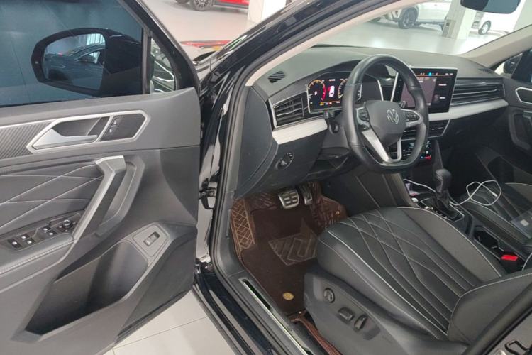 Used Volkswagen Tiguan L 2024 330TSI Automatic Two-Wheel Drive R-Line Enhanced Edition Driver Seat