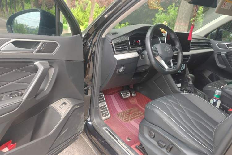 Used Volkswagen Tiguan L 2024 330TSI Automatic Two-Wheel Drive R-Line Enhanced Edition Driver Seat