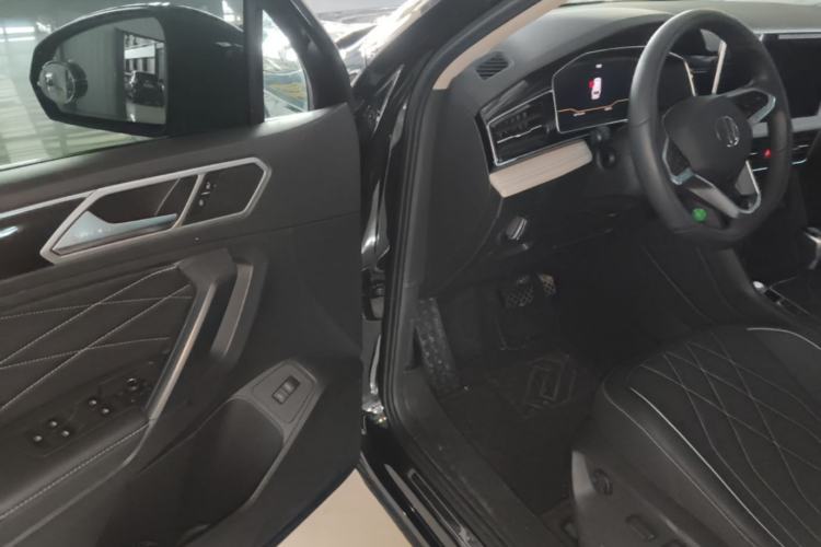 Used Volkswagen Tiguan L 2024 300TSI Automatic Two-Wheel Drive Smart Edition Driver Seat