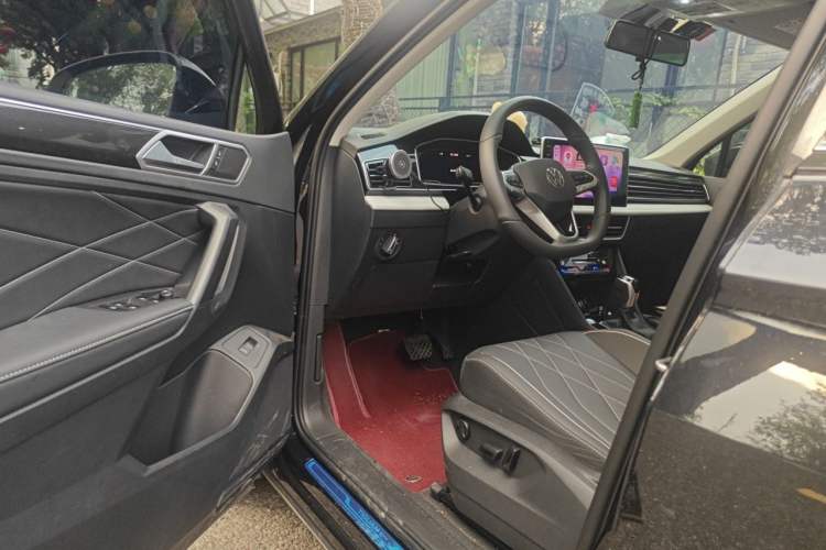 Used Volkswagen Tiguan L 2024 300TSI Automatic Two-Wheel Drive Smart Edition Driver Seat