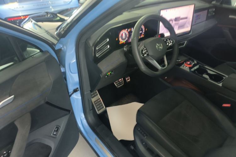 Used Volkswagen Tiguan L 2024 PRO 380TSI Four-Wheel Drive R-Line Prestige Edition Driver Seat