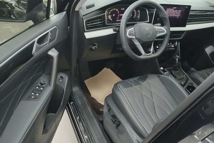 Used Volkswagen Tiguan L 2024 300TSI Automatic Two-Wheel Drive Smart Edition Driver Seat