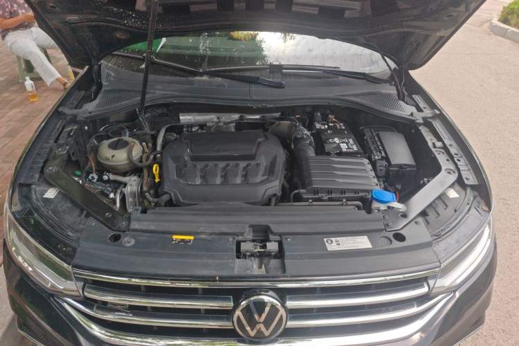 Used Volkswagen Tiguan L 2024 330TSI Automatic Two-Wheel Drive R-Line Enhanced Edition Engine Bay