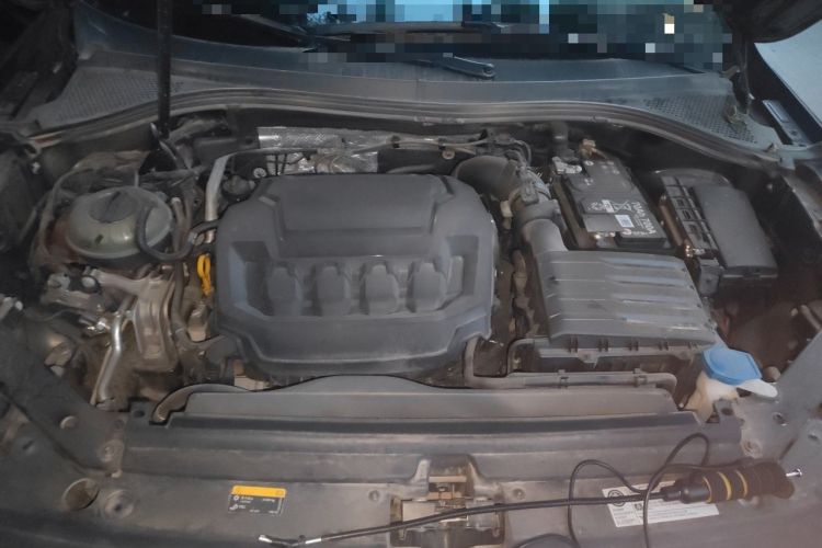 Used Volkswagen Tiguan L 2024 330TSI Automatic Two-Wheel Drive R-Line Enhanced Edition Engine Bay
