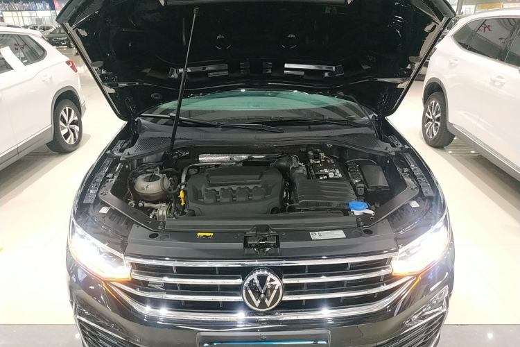 Used Volkswagen Tiguan L 2024 330TSI Automatic Two-Wheel Drive R-Line Enhanced Edition Engine Bay
