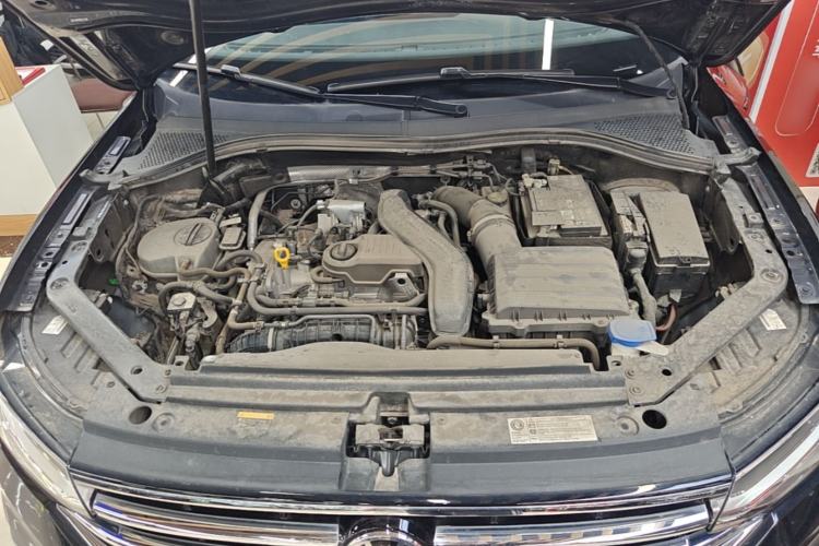 Used Volkswagen Tiguan L 2024 300TSI Automatic Two-Wheel Drive Smart Edition Engine Bay