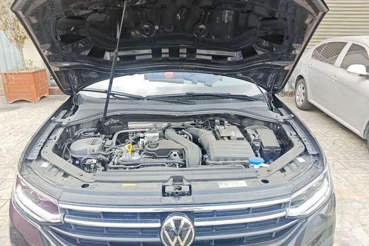 Used Volkswagen Tiguan L 2024 300TSI Automatic Two-Wheel Drive Smart Edition Engine Bay