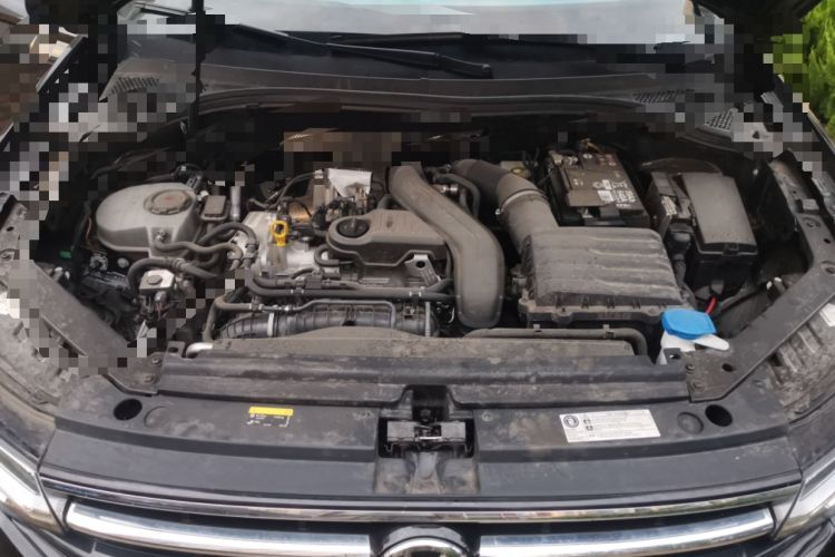 Used Volkswagen Tiguan L 2024 Outstanding Model 300TSI Automatic Two-Wheel Drive Longteng Edition Engine Bay