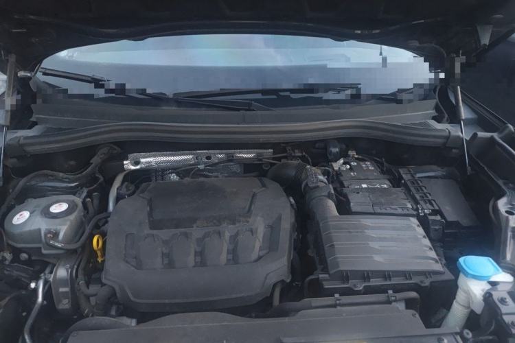 Used Volkswagen Tiguan L 2024 PRO 330TSI Two-Wheel Drive R-Line Smart Edition Engine Bay