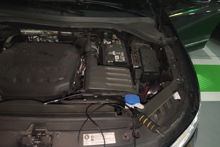 Used Volkswagen Tiguan L 2024 330TSI Automatic Two-Wheel Drive R-Line Enhanced Edition Engine Bay Left