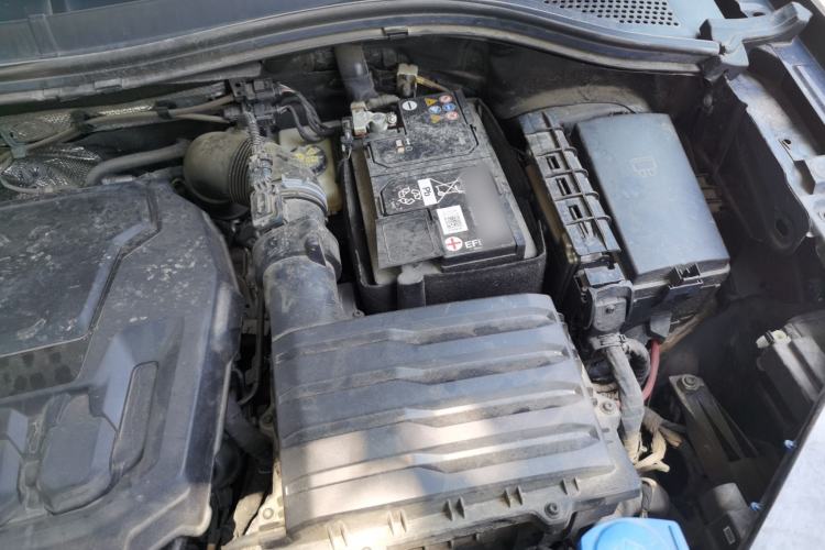 Used Volkswagen Tiguan L 2024 330TSI Automatic Two-Wheel Drive R-Line Enhanced Edition Engine Bay Left