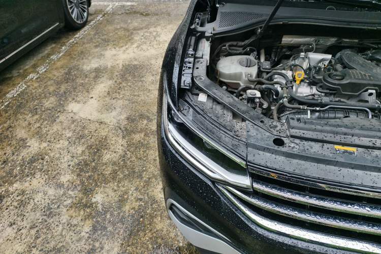 Used Volkswagen Tiguan L 2024 300TSI Automatic Two-Wheel Drive Smart Edition Engine Bay Right