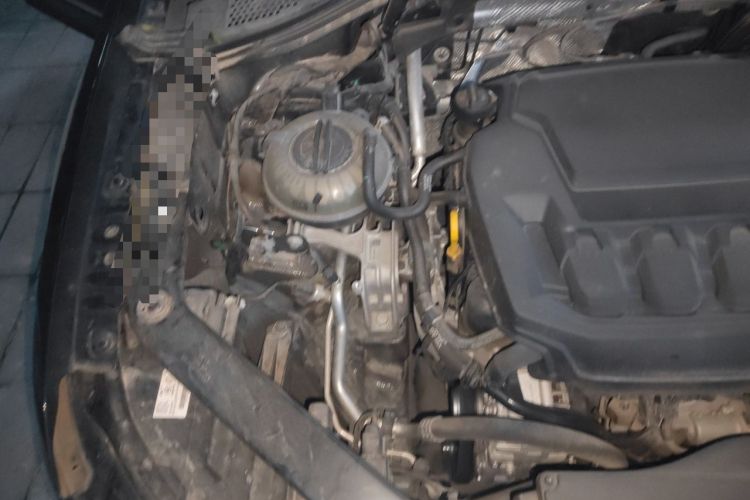 Used Volkswagen Tiguan L 2024 330TSI Automatic Two-Wheel Drive R-Line Enhanced Edition Engine Bay Right