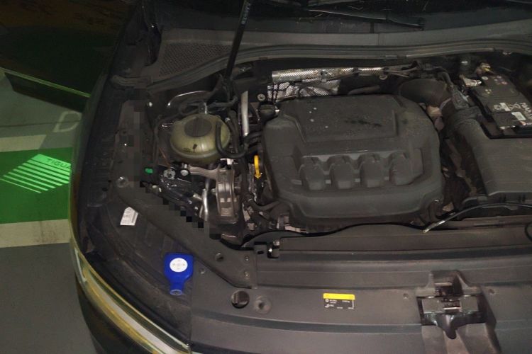Used Volkswagen Tiguan L 2024 330TSI Automatic Two-Wheel Drive R-Line Enhanced Edition Engine Bay Right