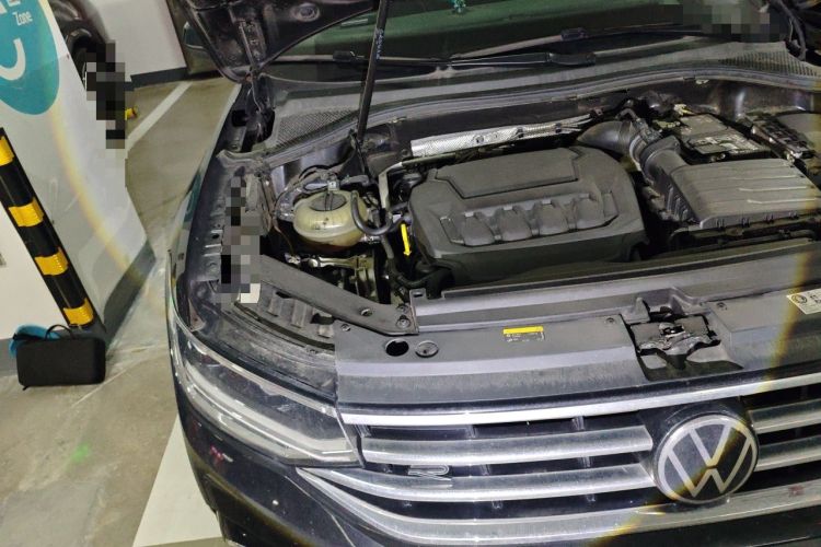 Used Volkswagen Tiguan L 2024 330TSI Automatic Two-Wheel Drive R-Line Enhanced Edition Engine Bay Right