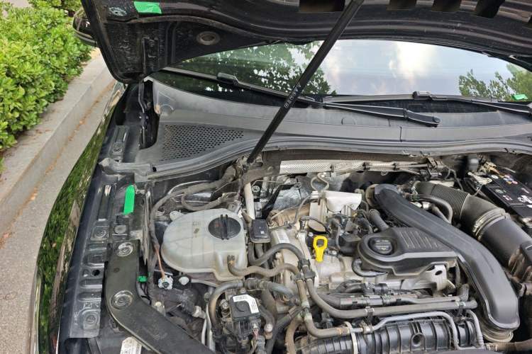 Used Volkswagen Tiguan L 2024 300TSI Automatic Two-Wheel Drive Smart Edition Engine Bay Right