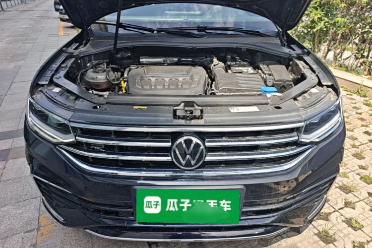 Used Volkswagen Tiguan L 2024 330TSI Automatic Two-Wheel Drive R-Line Enhanced Edition Engine Bay