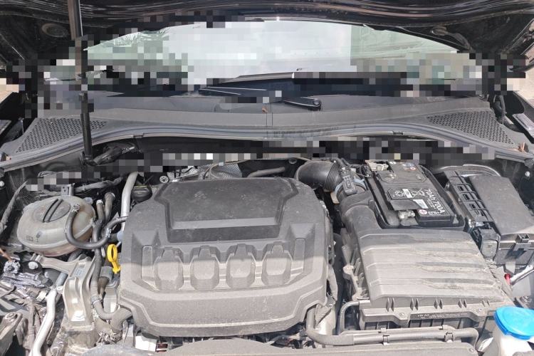 Used Volkswagen Tiguan L 2024 Outstanding Model 330TSI Automatic Two-Wheel Drive R-Line Dragon Glory Edition Engine Bay