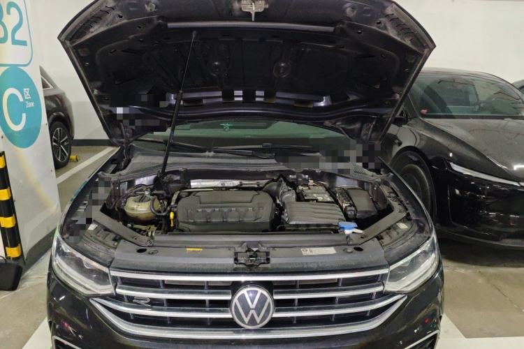 Used Volkswagen Tiguan L 2024 330TSI Automatic Two-Wheel Drive R-Line Enhanced Edition Engine Bay