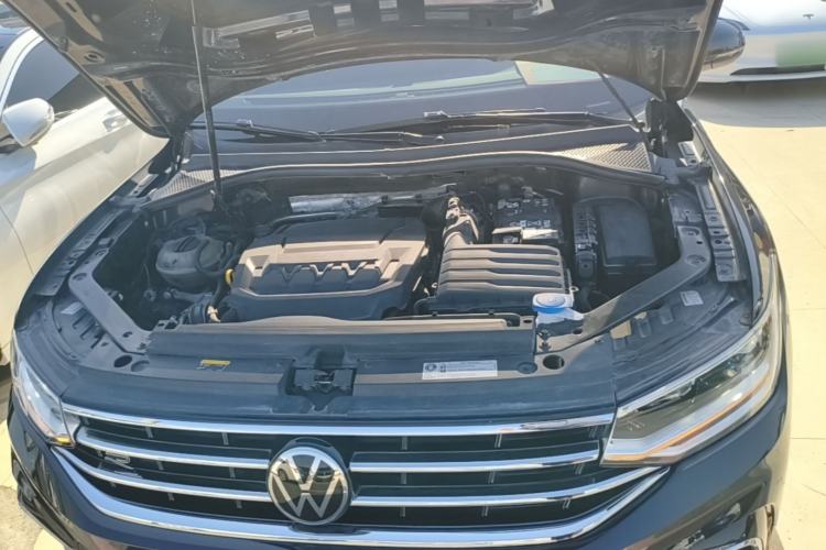 Used Volkswagen Tiguan L 2024 330TSI Automatic Two-Wheel Drive R-Line Enhanced Edition Engine Bay