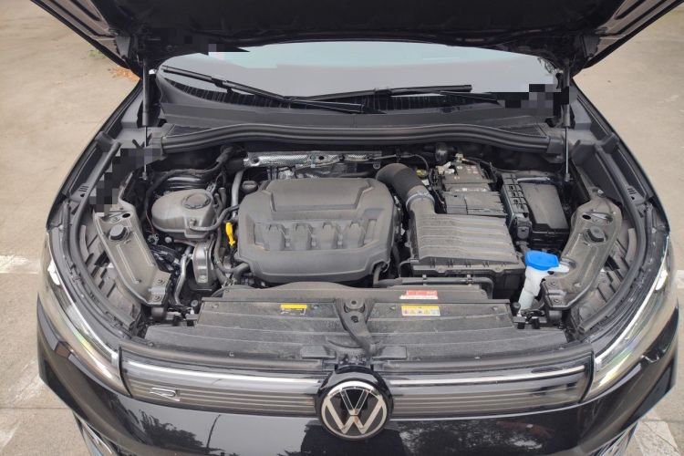 Used Volkswagen Tiguan L 2024 PRO 380TSI Four-Wheel Drive R-Line Prestige Edition Engine Bay