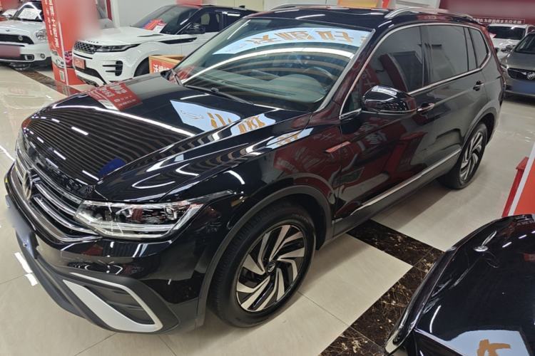 Used Volkswagen Tiguan L 2024 300TSI Automatic Two-Wheel Drive Smart Edition Guazi used car, China used car export, Used car for sale, Used cars, Cheapest cars for sale