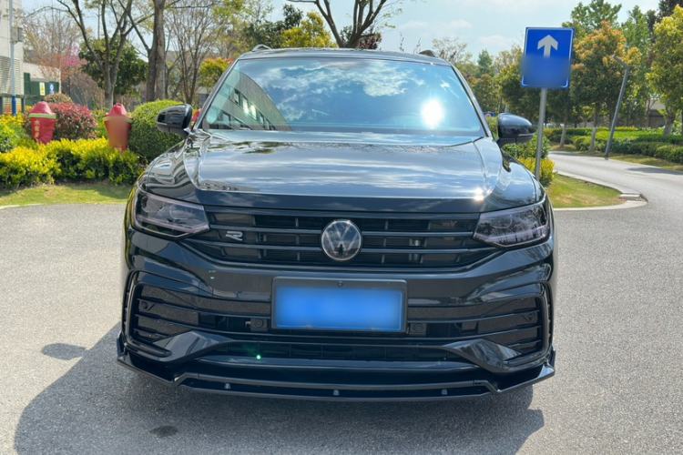 Used Volkswagen Tiguan L 2024 330TSI Automatic Two-Wheel Drive R-Line Enhanced Edition Exterior 1