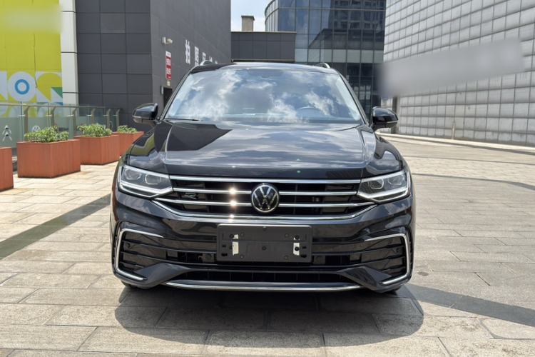 Used Volkswagen Tiguan L 2024 Outstanding Model 330TSI Automatic Two-Wheel Drive R-Line Dragon Glory Edition Exterior 1