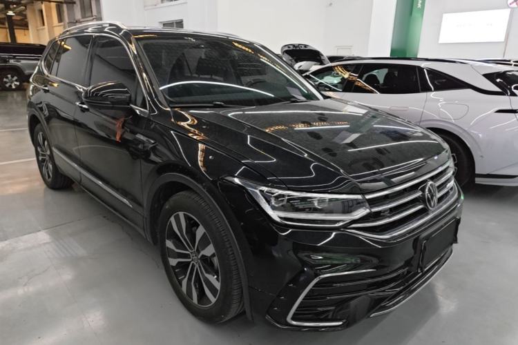 Used Volkswagen Tiguan L 2024 330TSI Automatic Two-Wheel Drive R-Line Enhanced Edition Exterior 1