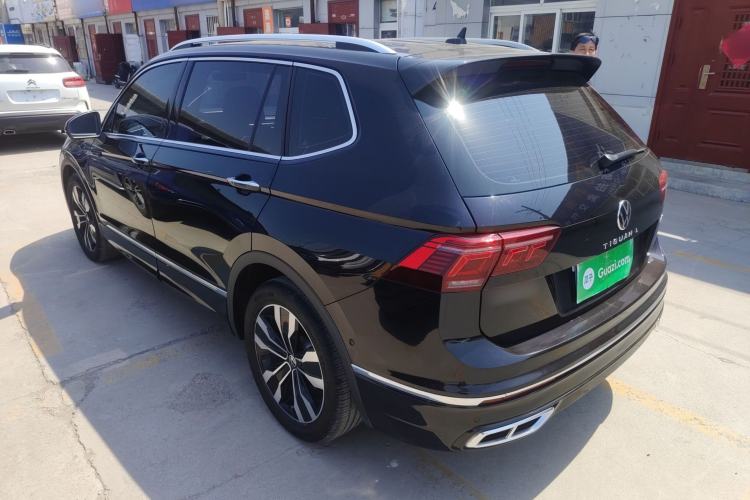 Used Volkswagen Tiguan L 2024 330TSI Automatic Two-Wheel Drive R-Line Enhanced Edition Exterior 2