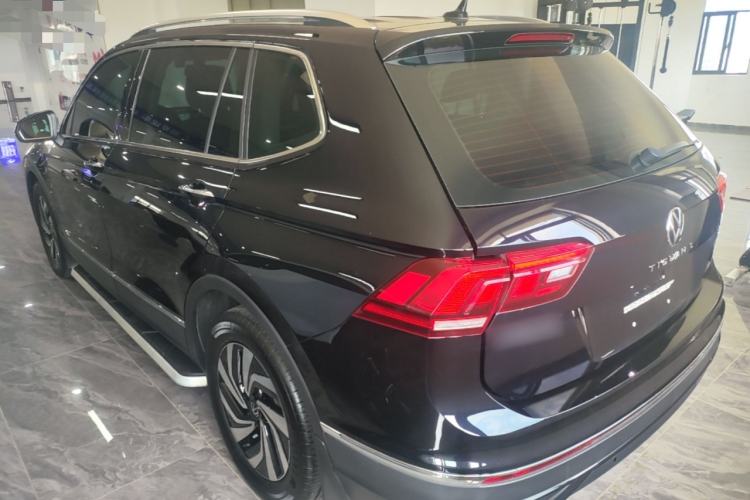 Used Volkswagen Tiguan L 2024 Outstanding Model 300TSI Automatic Two-Wheel Drive Longteng Edition Exterior 2