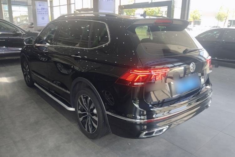 Used Volkswagen Tiguan L 2024 330TSI Automatic Two-Wheel Drive R-Line Enhanced Edition Exterior 2
