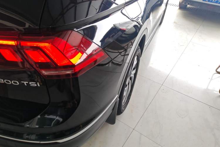 Used Volkswagen Tiguan L 2024 Outstanding Model 300TSI Automatic Two-Wheel Drive Longteng Edition Exterior 3