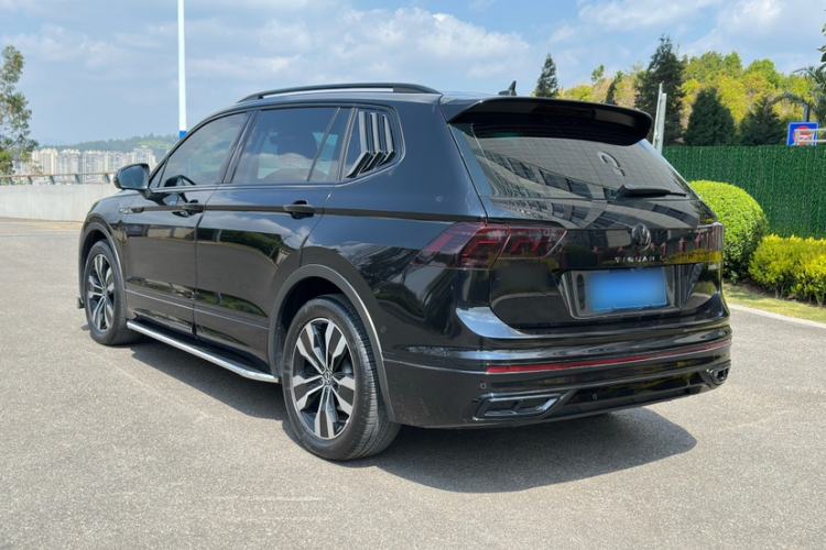 Used Volkswagen Tiguan L 2024 330TSI Automatic Two-Wheel Drive R-Line Enhanced Edition Exterior 3